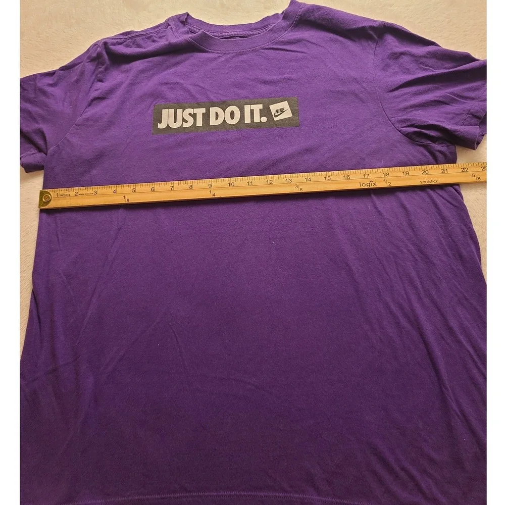 Nike Just Do It Graphic T-Shirt Men's Large Purple Box Logo Cotton Short sleeve